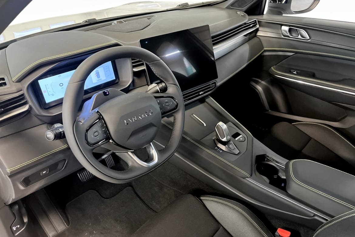 Lynk & Co 01 Core PHEV 2026, bild 5/9