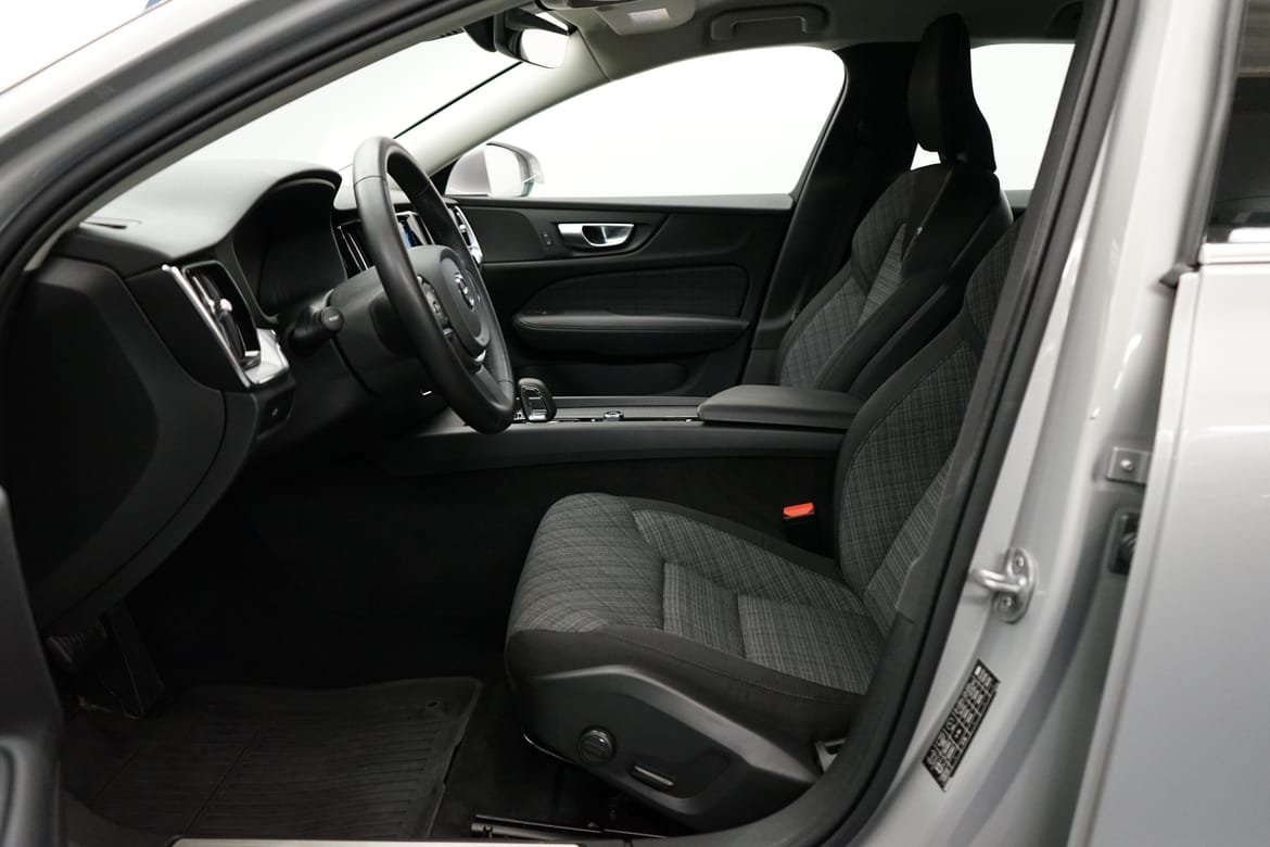 Volvo V60 B4 Bensin Core 2024, bild 5/10