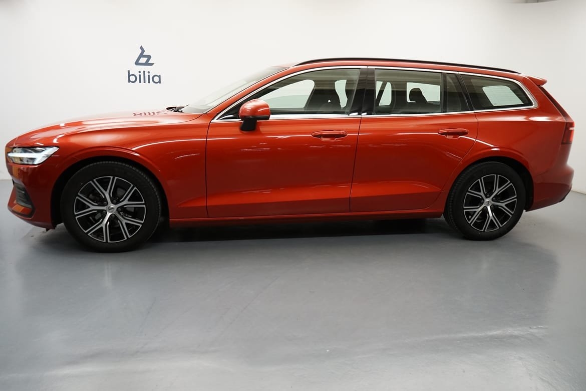 Volvo V60 B4 Bensin Core 2024, bild 2/10