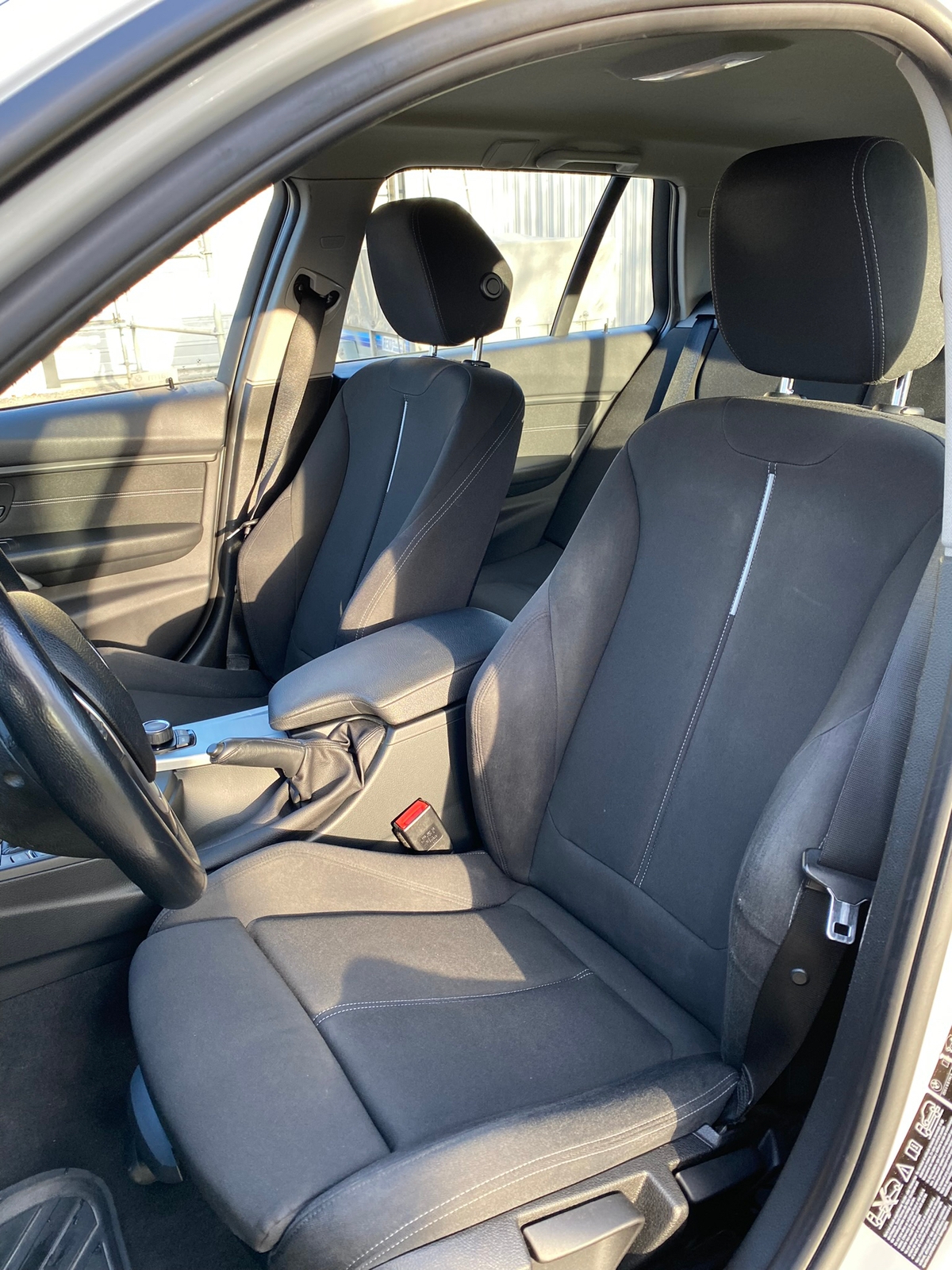 BMW 320 d xDrive Touring Manuell 2015, bild 6/7
