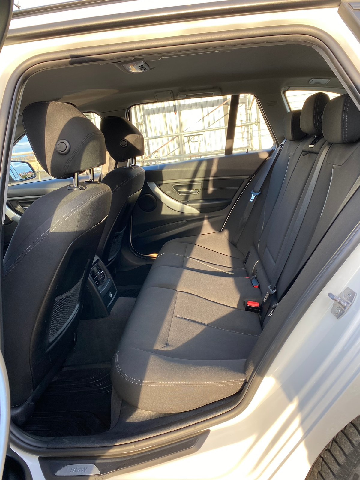 BMW 320 d xDrive Touring Manuell 2015, bild 7/7