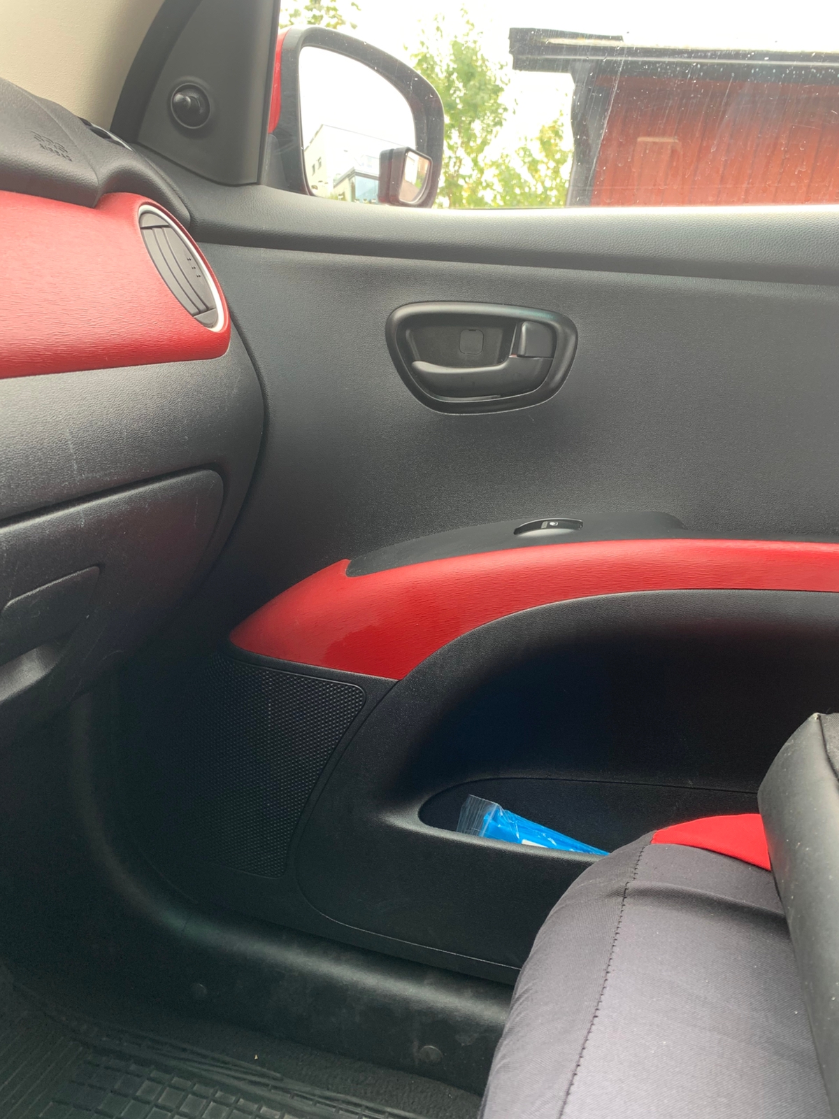 Hyundai i10 1.1 iRDE Manuell 2009, bild 5/8
