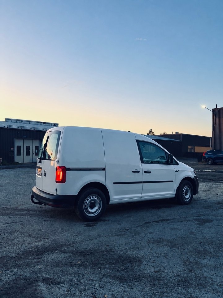 Volkswagen Caddy Van 2.0 TDI BMT Euro 6 2019, bild 3/5