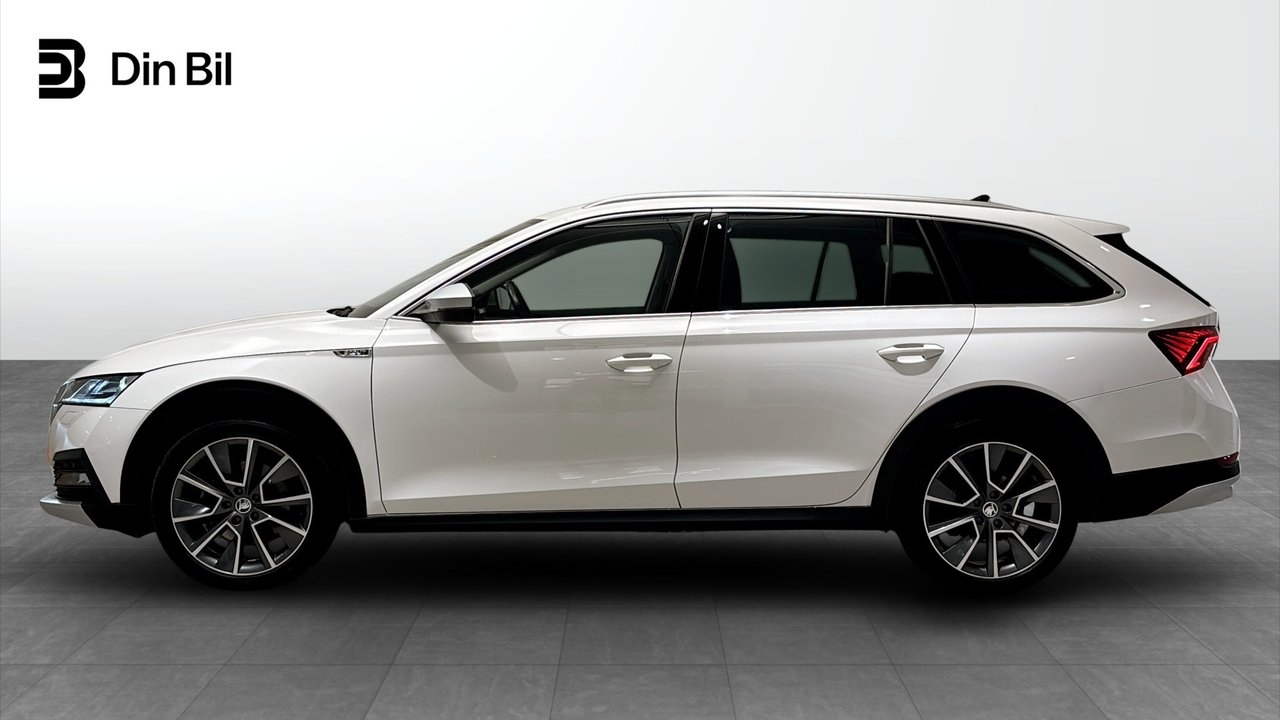 Skoda Octavia 2022, kuva 2/14