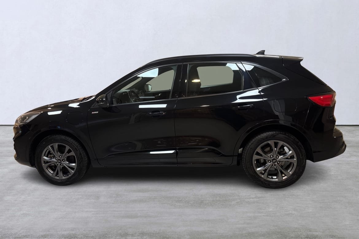 Ford Kuga Plug-In Hybrid 2021, photo 2/10