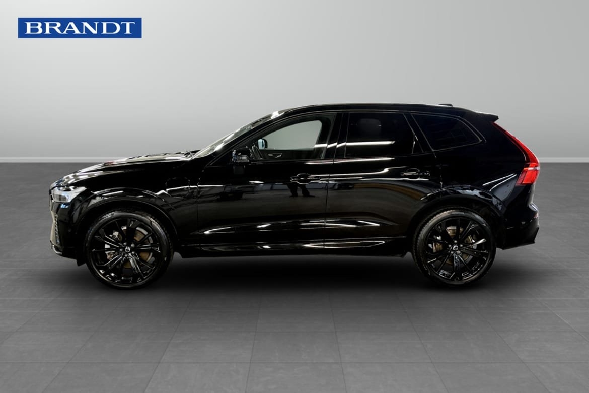 Volvo XC60 T6 Plus Black Edition 2025, bild 3/9
