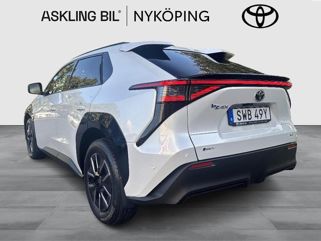 Toyota bZ4X 73.1 kWh AWD Executive 2025, photo 3/10