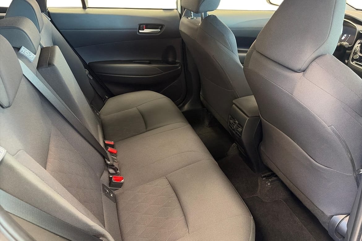 Toyota Corolla Cross Active Drag 2024, bild 7/10