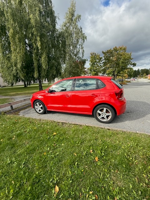 Volkswagen Polo 5-dörrar 1.2 TSI Manuell 2013, kuva 2/3