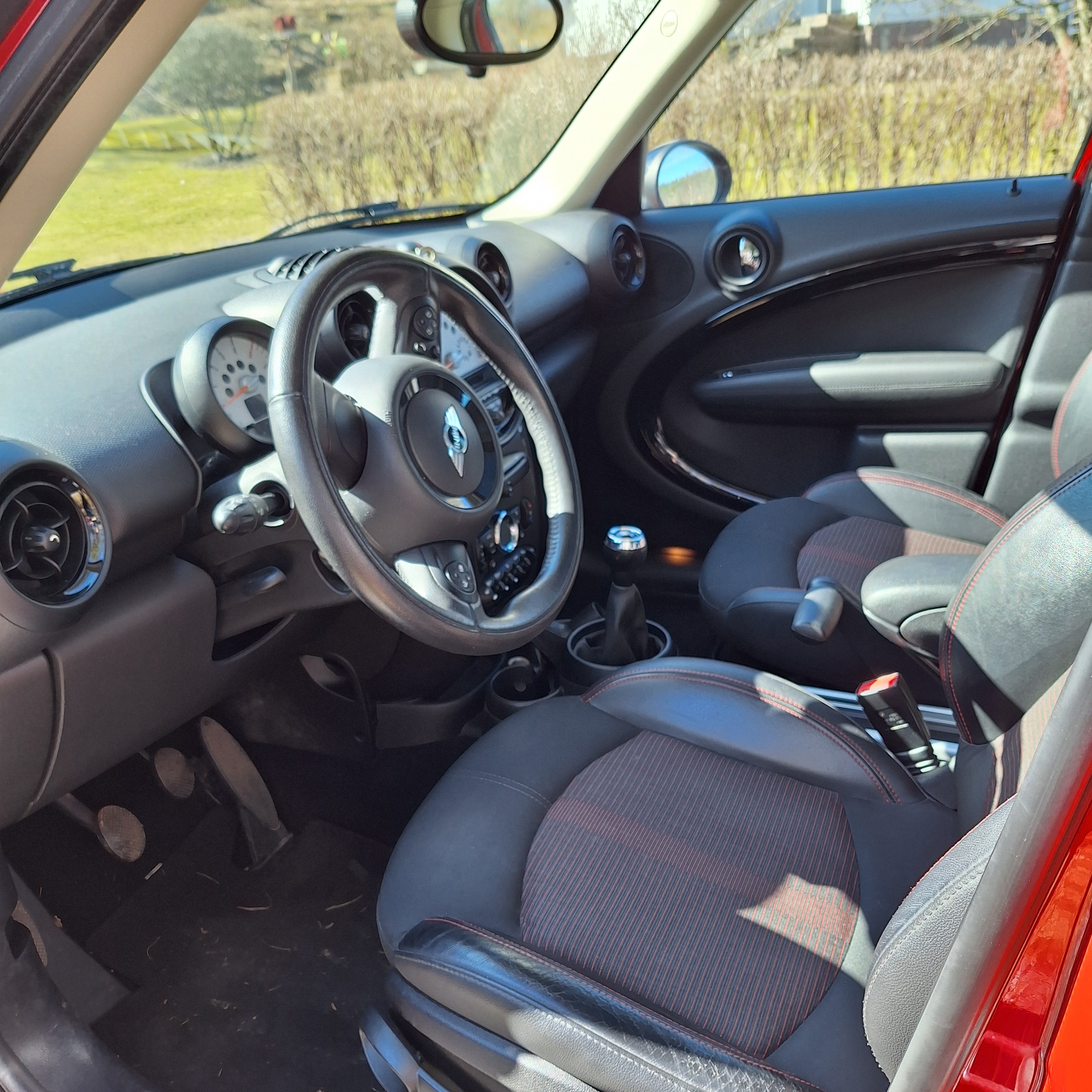 MINI Countryman Cooper D Manuell 2014, bild 4/6