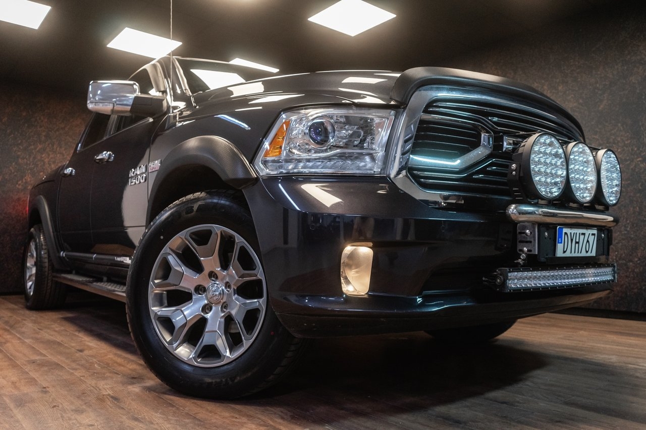 RAM 1500 5.7 V8 Limited 2018, kuva 3/10