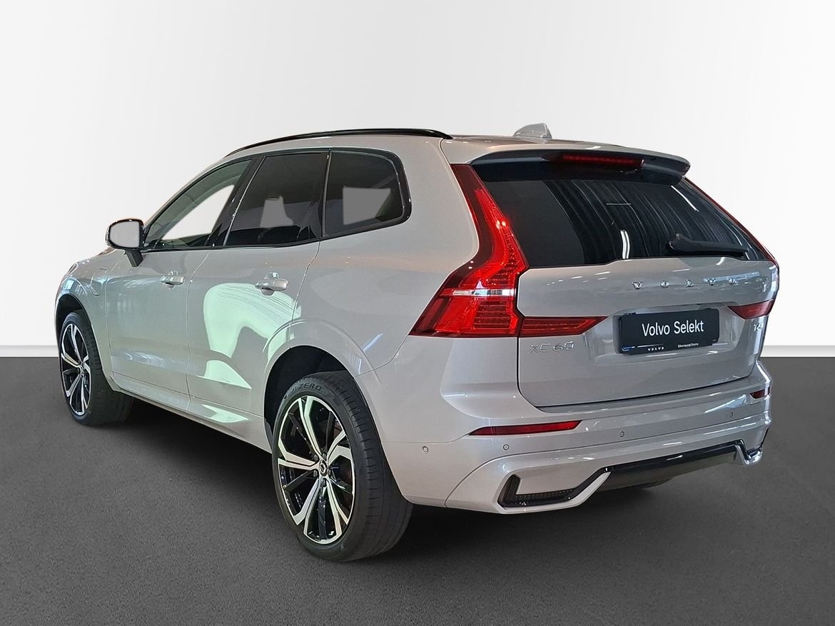 Volvo XC60 T6 Ultra Dark 2025, bild 2/15