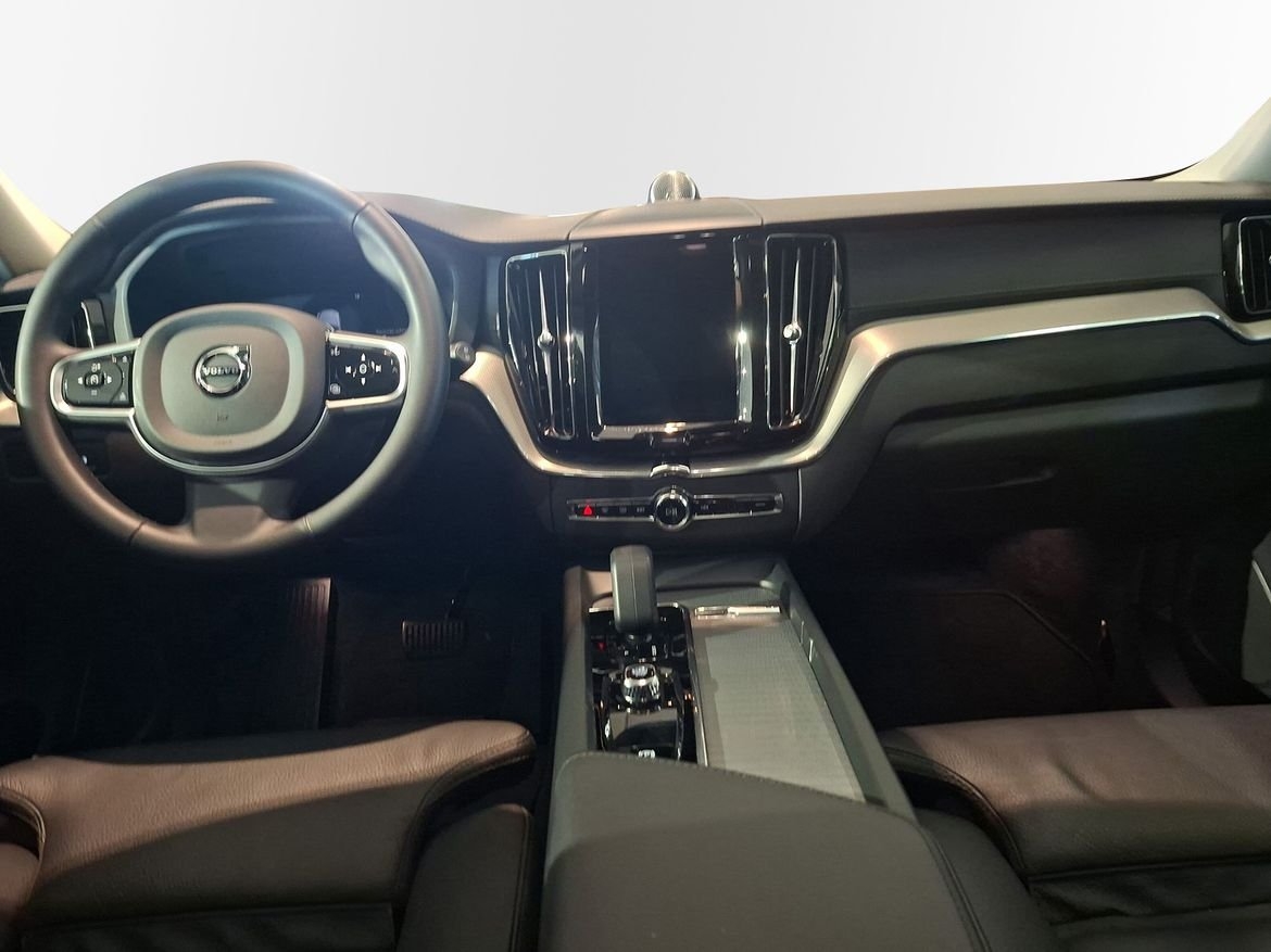 Volvo XC60 T6 Ultra Dark 2025, bild 6/15