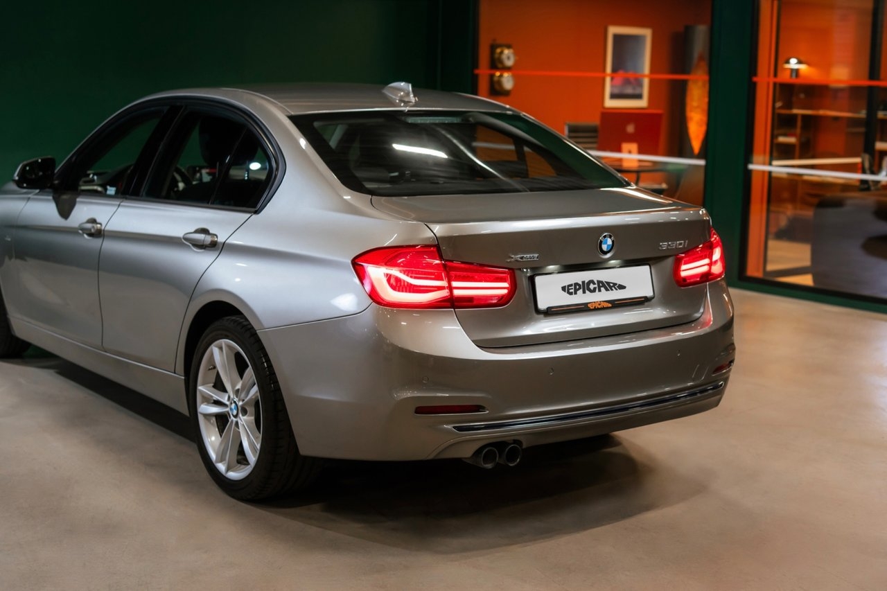 BMW 330 i xDrive Sedan Sport line / HK 2016, photo 4/10