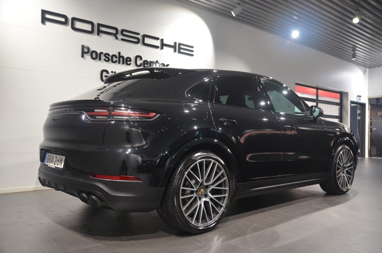 Porsche Cayenne Coupé E-Hybrid 2023, kuva 4/10