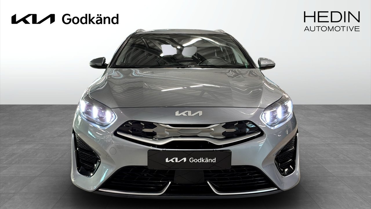 Kia Ceed SW Plug-In Hybrid Advance 2024, bild 2/10