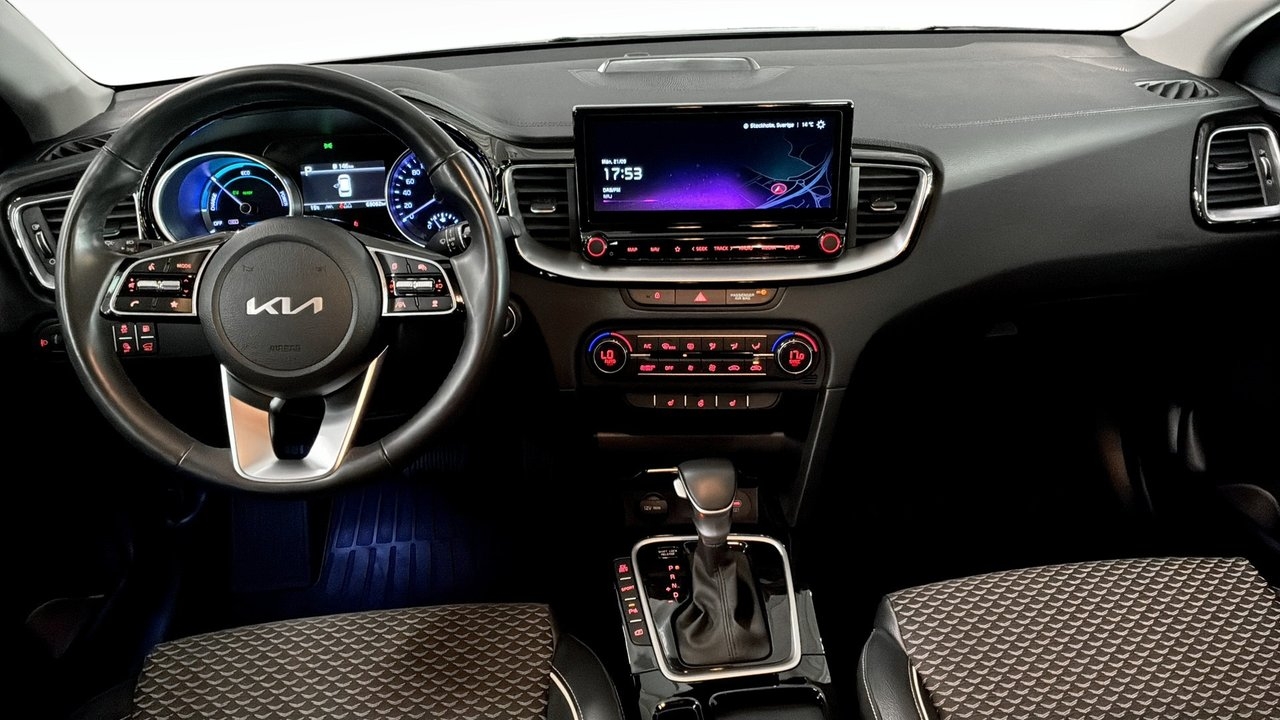 Kia Ceed SW Plug-In Hybrid Advance 2024, bild 7/10