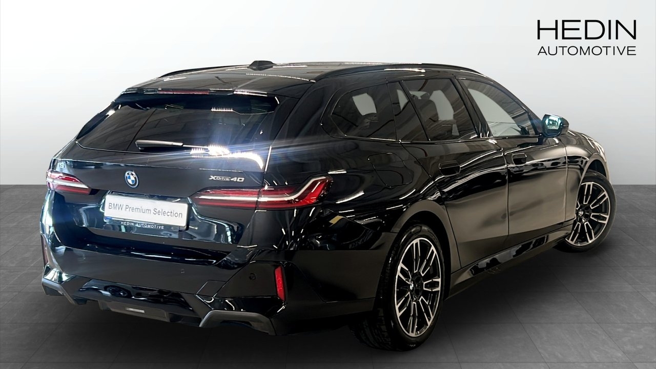 BMW i5 xDrive40 Touring 2026, bild 2/9