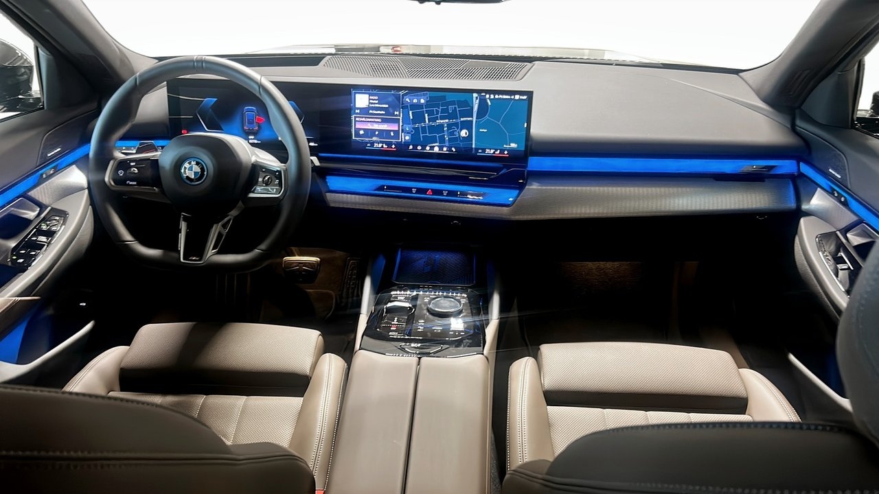 BMW i5 xDrive40 Touring 2026, bild 4/9