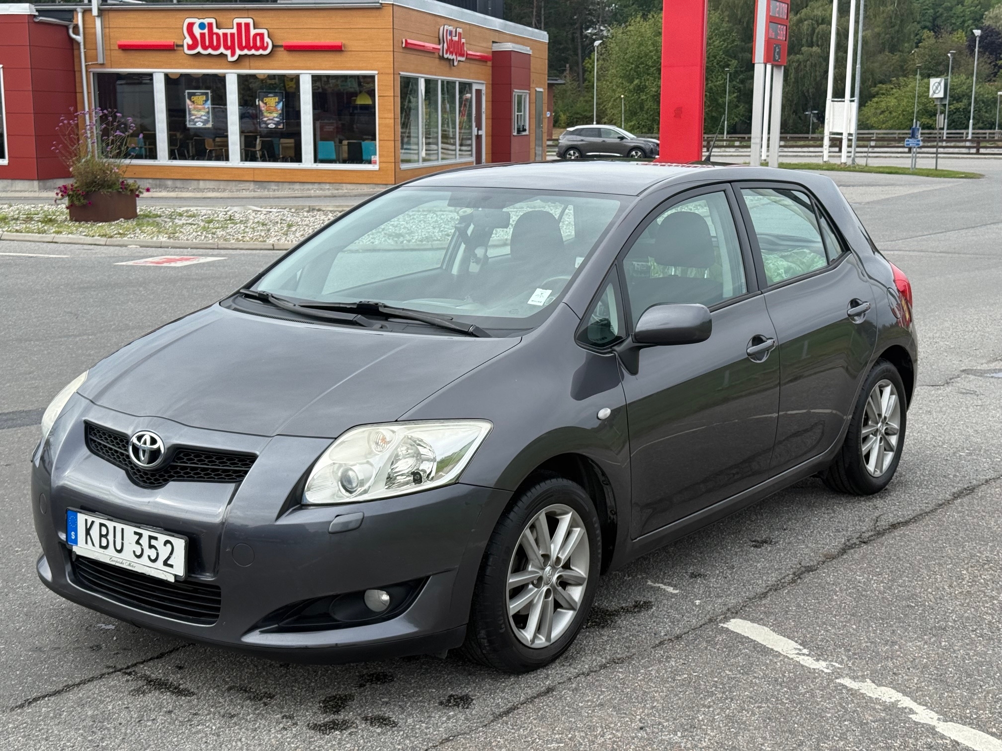 Toyota Auris 2009, bild 5/10