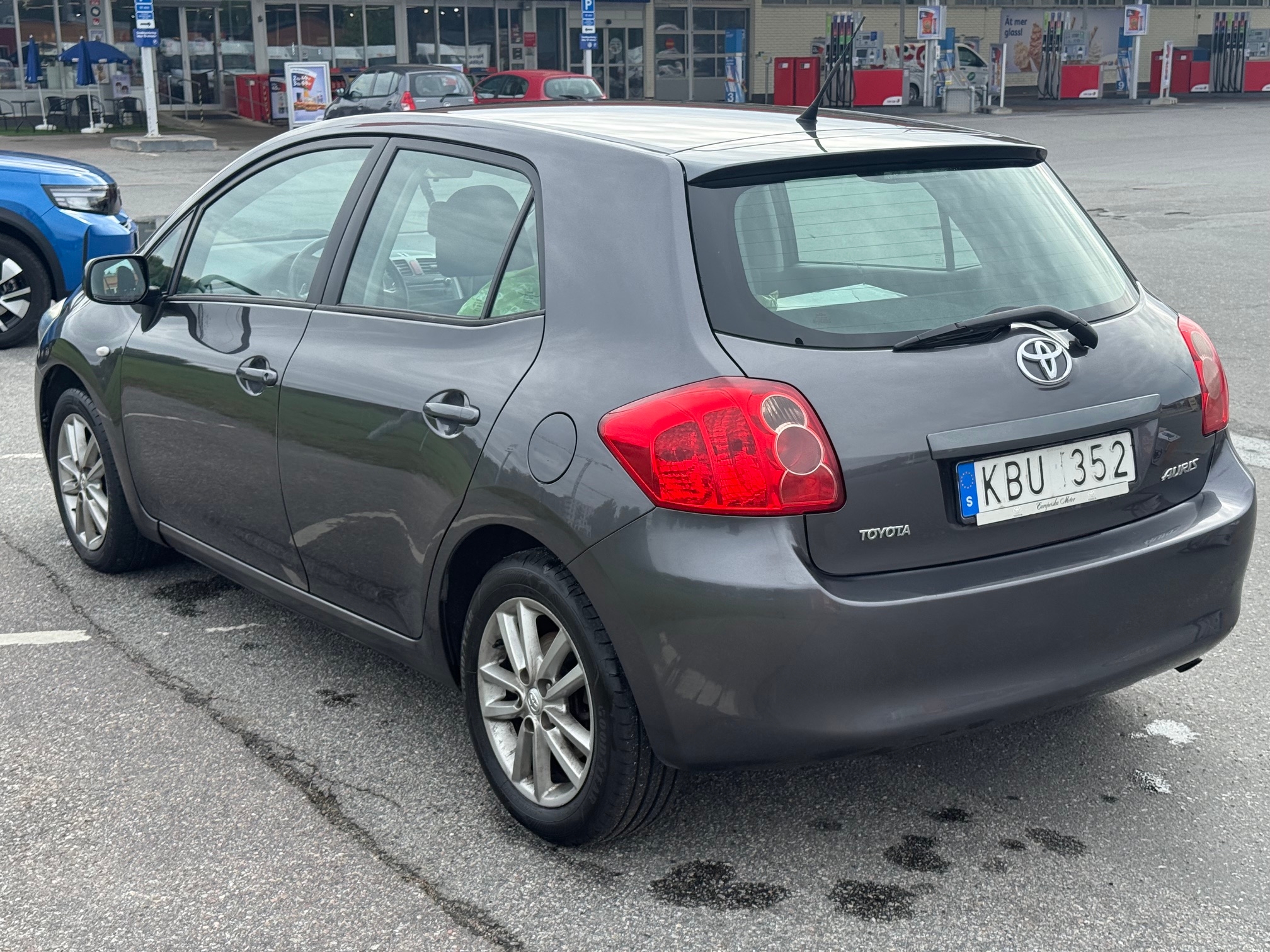 Toyota Auris 2009, bild 6/10