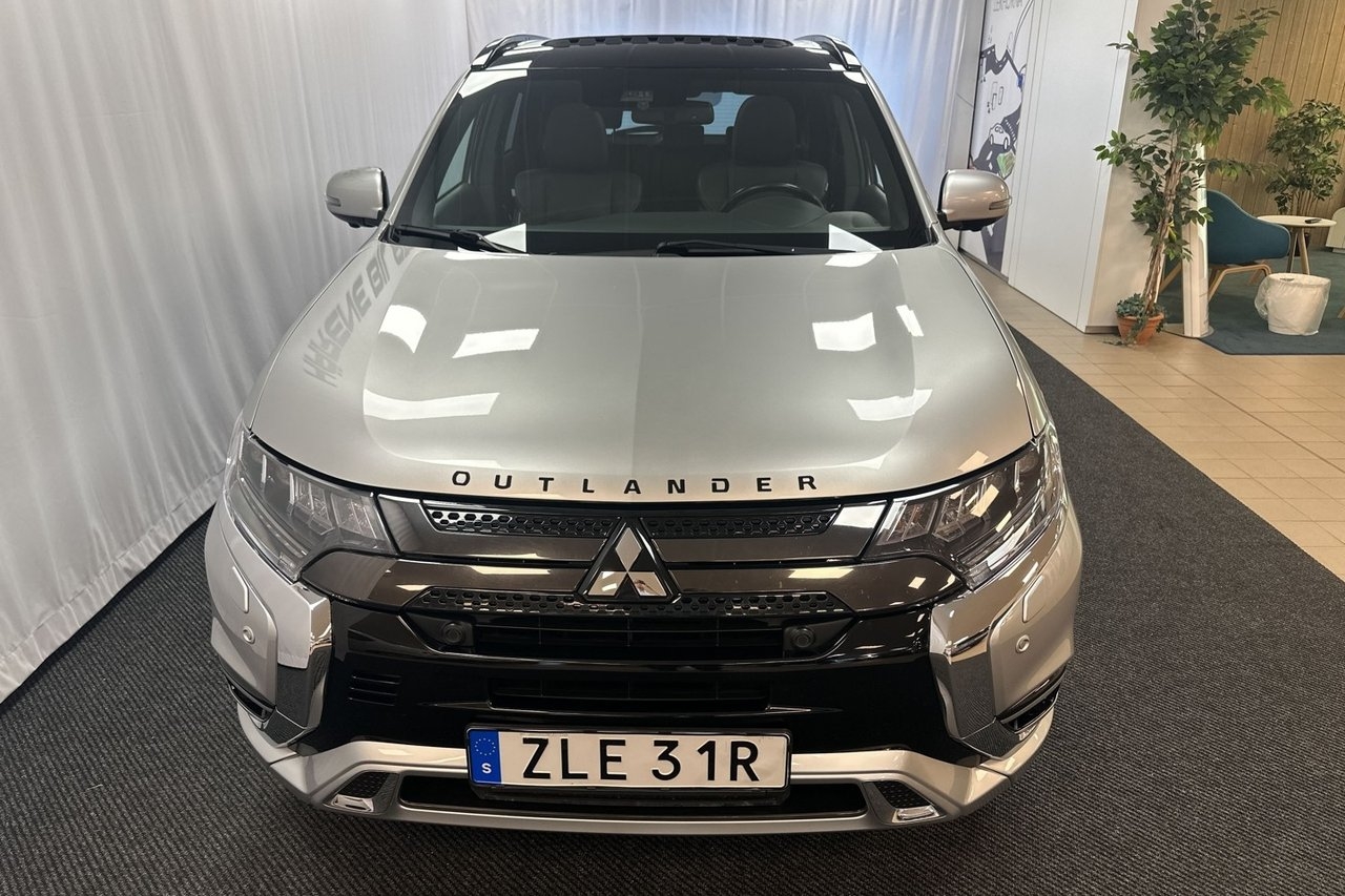 Mitsubishi Outlander 2020, bild 6/10