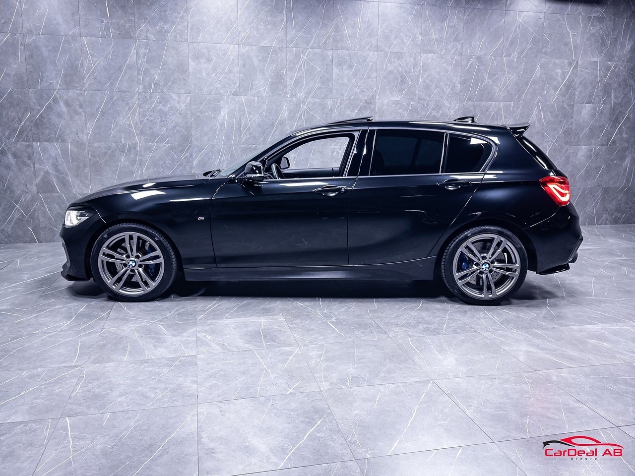 BMW M135i 2016, photo 4/10