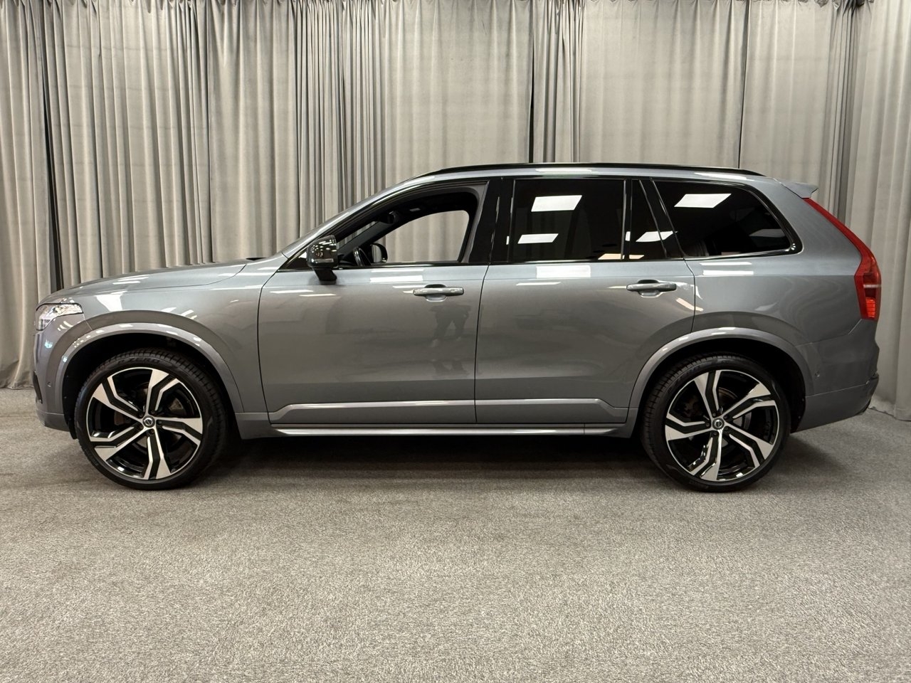 Volvo XC90 2018, bild 2/10