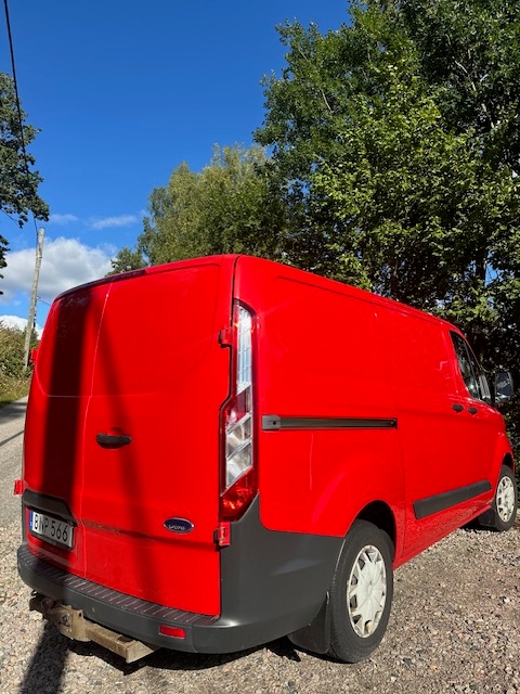 Ford Transit Custom 270 2.2 TDCi Manuell 2015, bild 2/8
