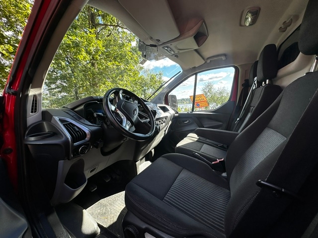 Ford Transit Custom 270 2.2 TDCi Manuell 2015, bild 7/8
