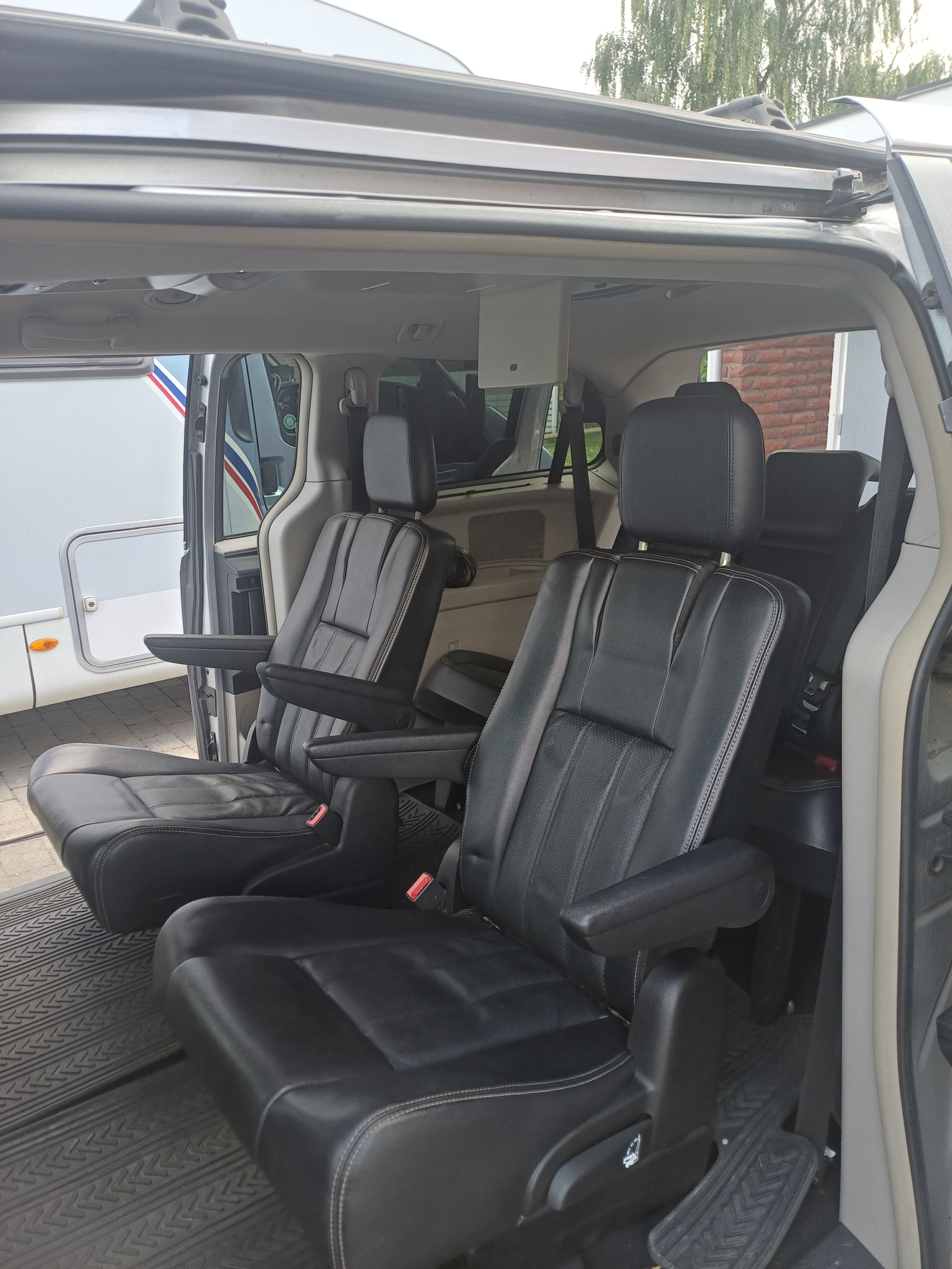 Lancia Voyager 2.8 Automatisk 2012, kuva 7/10