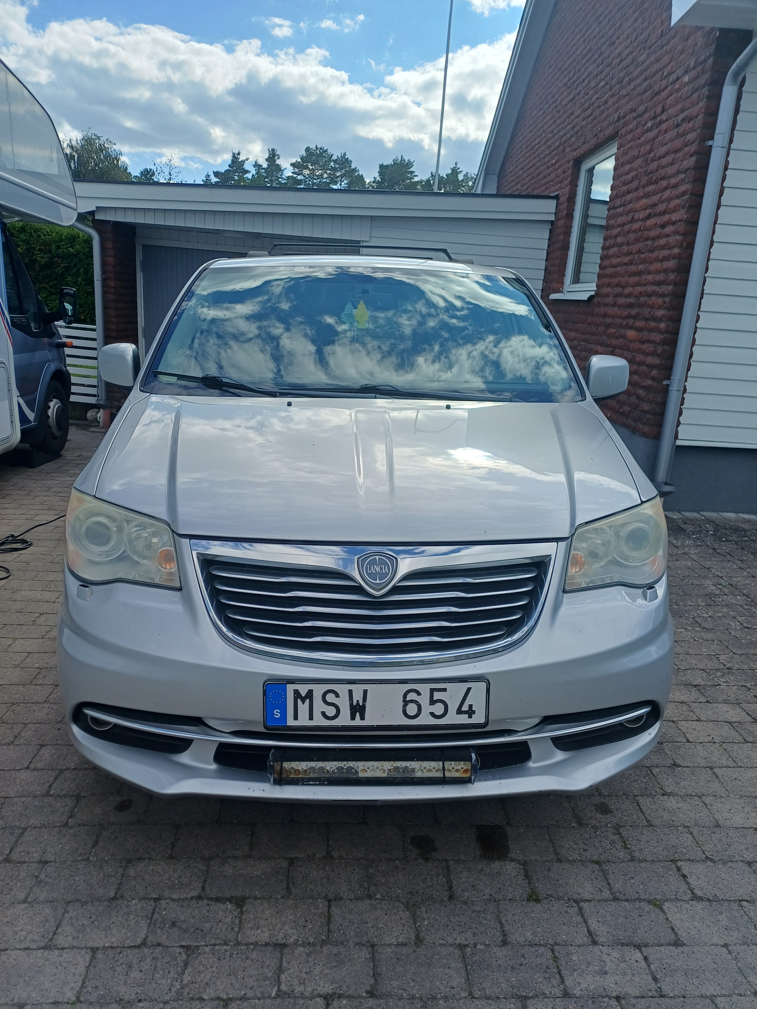Lancia Voyager 2.8 Automatisk 2012, kuva 4/10
