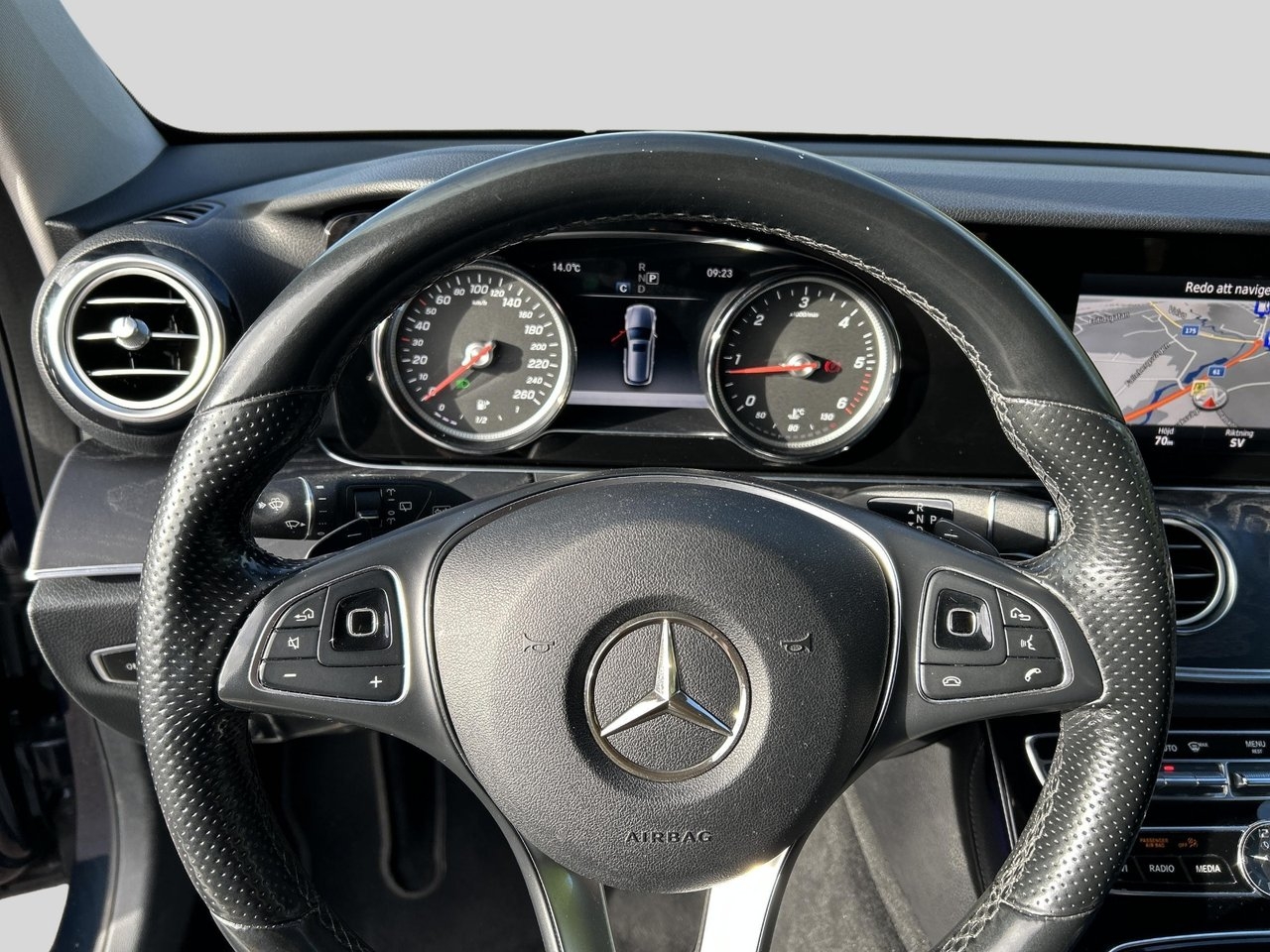 Mercedes-Benz E 220 d 2017, bild 4/9