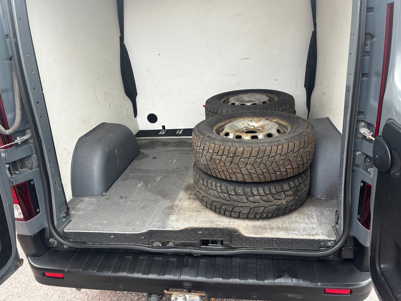 Renault Trafic 2023, bild 7/7