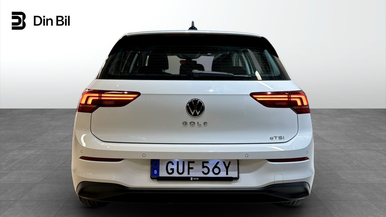 Volkswagen Golf 2026, photo 5/10