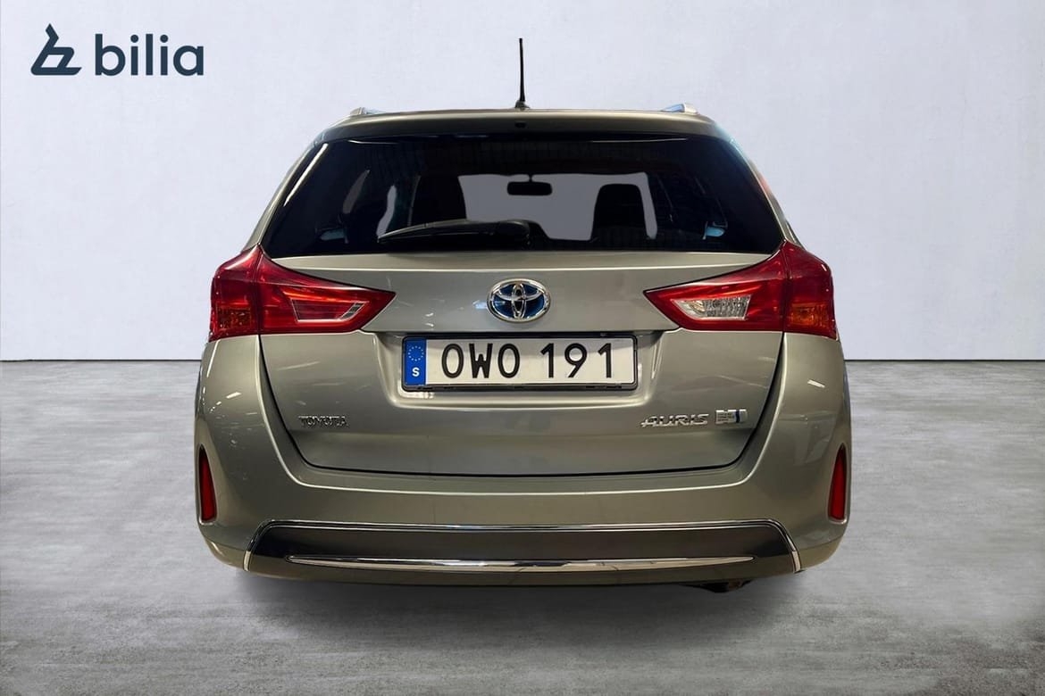 Toyota Auris 2015, bild 5/10