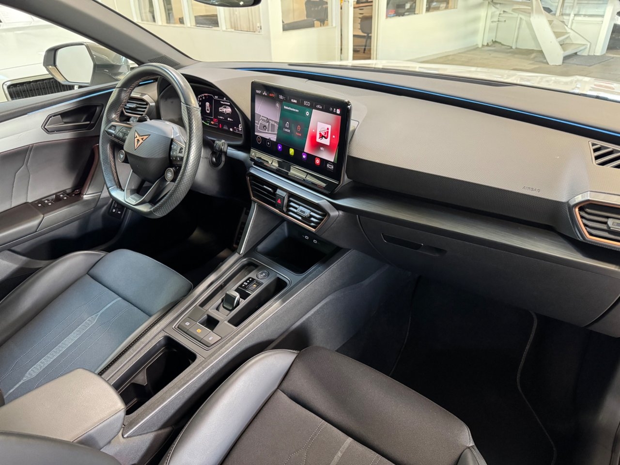 Cupra Leon 2023, bild 7/10