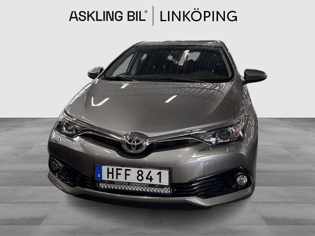 Toyota Auris 1.6 D-4D Active Plus 2016, bild 5/10