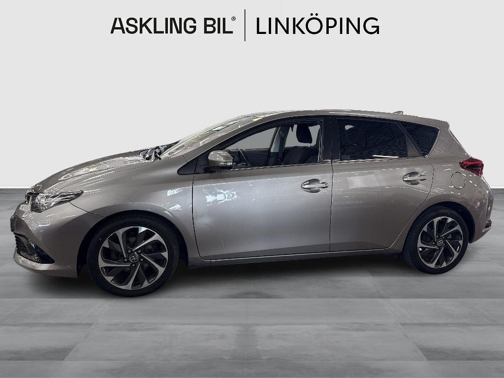 Toyota Auris 1.6 D-4D Active Plus 2016, bild 3/10