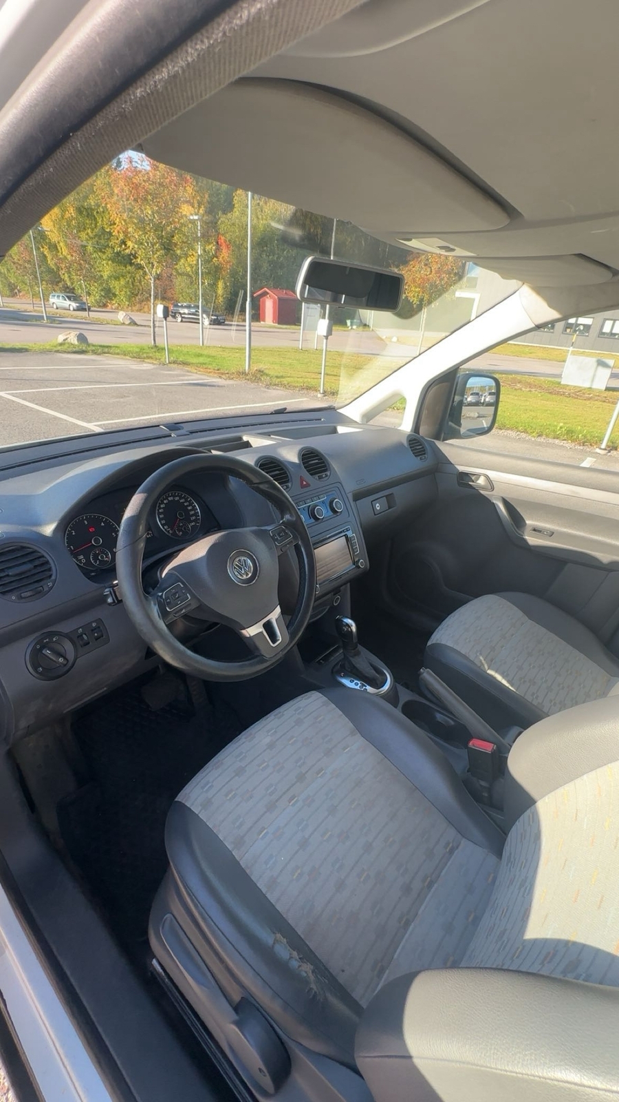 Volkswagen Caddy Maxi 2012, bild 5/9