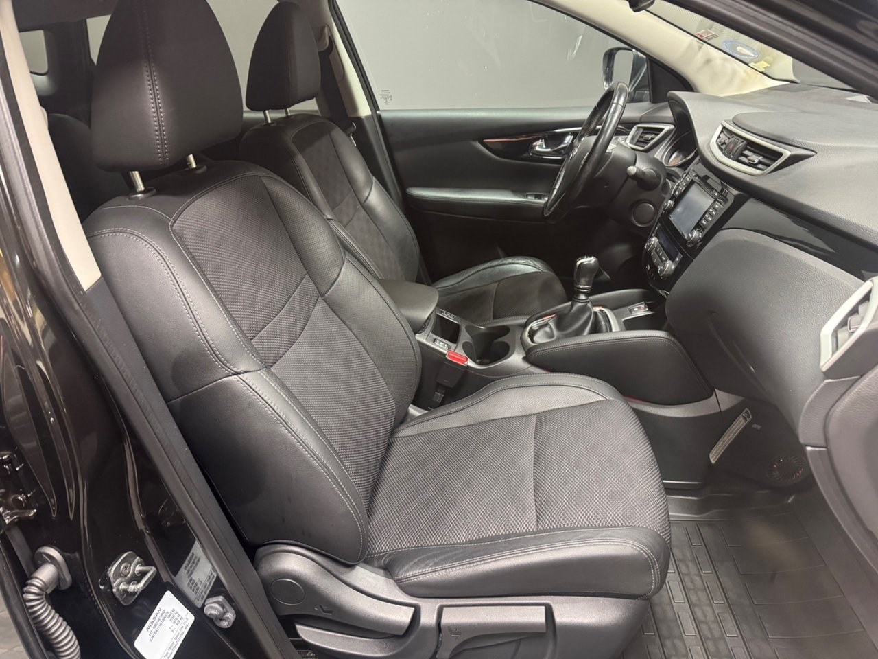 Nissan Qashqai 1.6 dCi DPF N-TEC 130hk 2015, bild 6/13