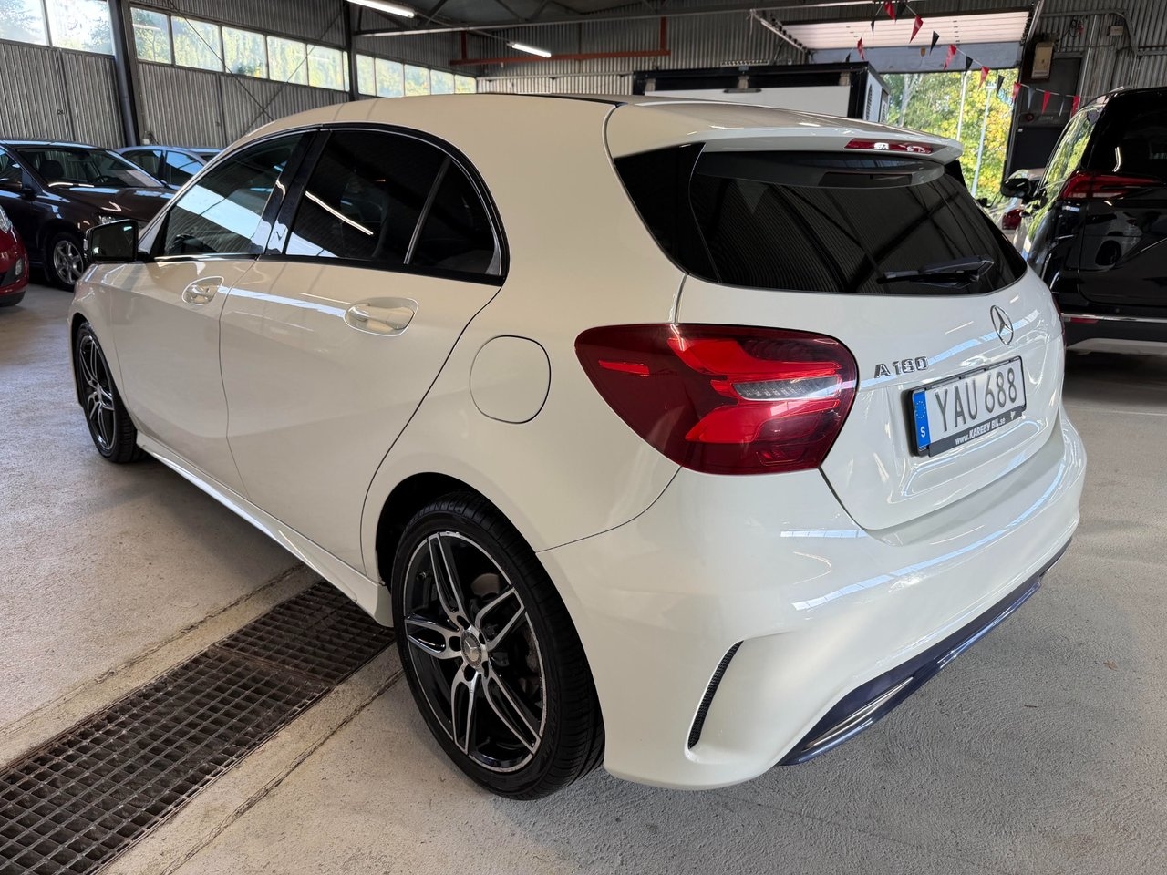Mercedes-Benz A 180 AMG Line Euro 6 2016, bild 3/10