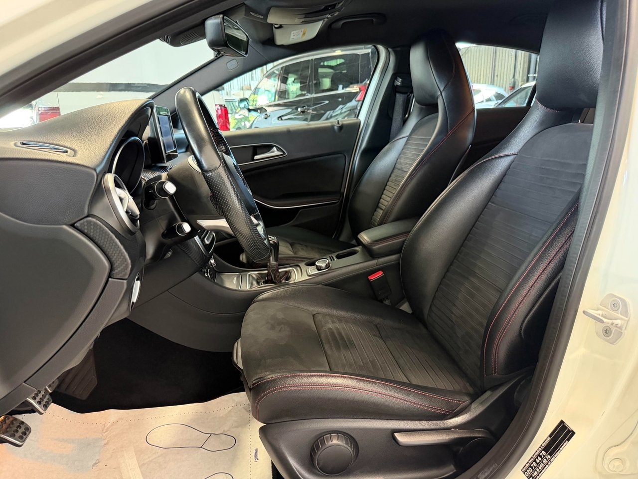 Mercedes-Benz A 180 AMG Line Euro 6 2016, bild 7/10