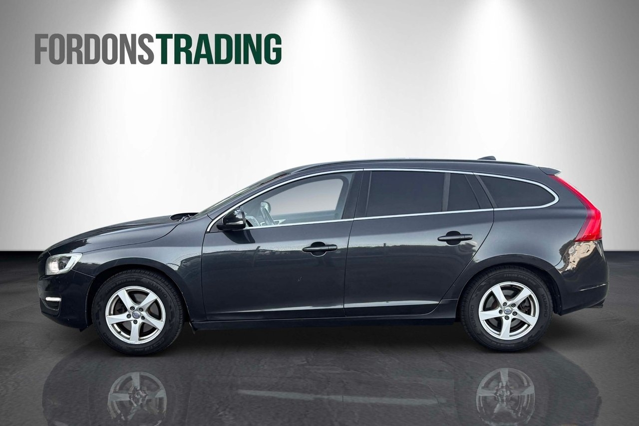 Volvo V60 T3 Geartronic Momentum 2016, bild 3/10