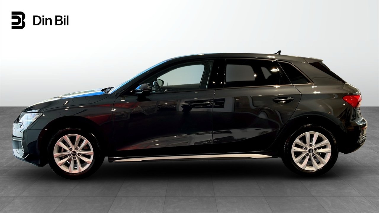 Audi A3 2024, bild 2/10