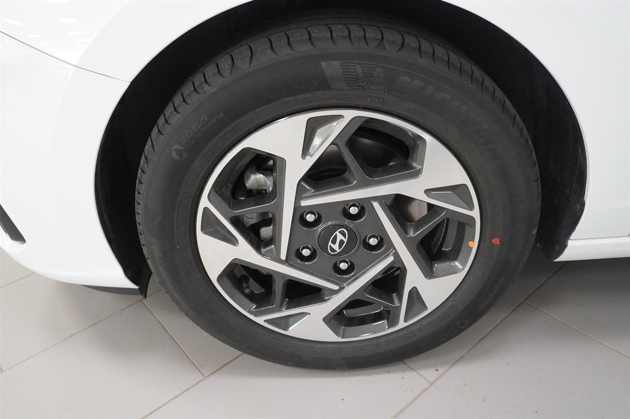Hyundai i30 2025, bild 6/10
