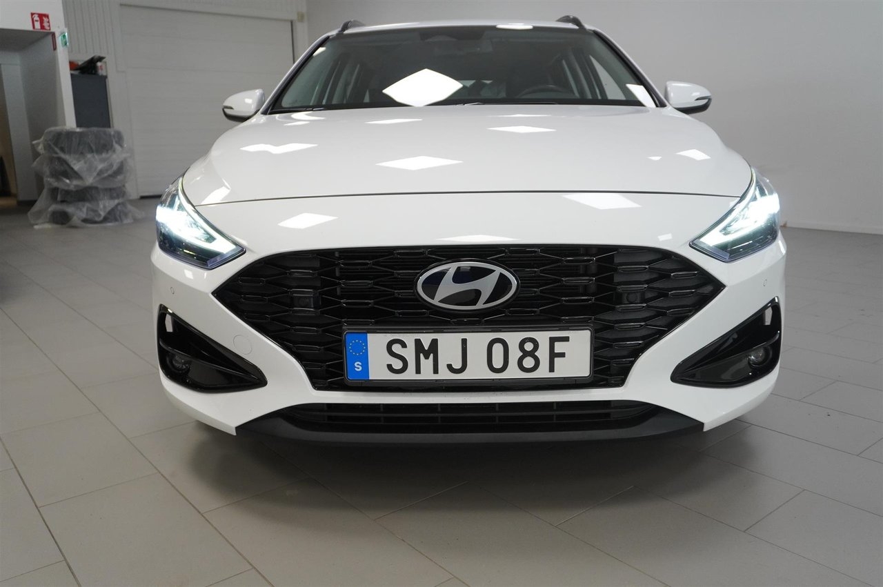 Hyundai i30 2025, bild 7/10