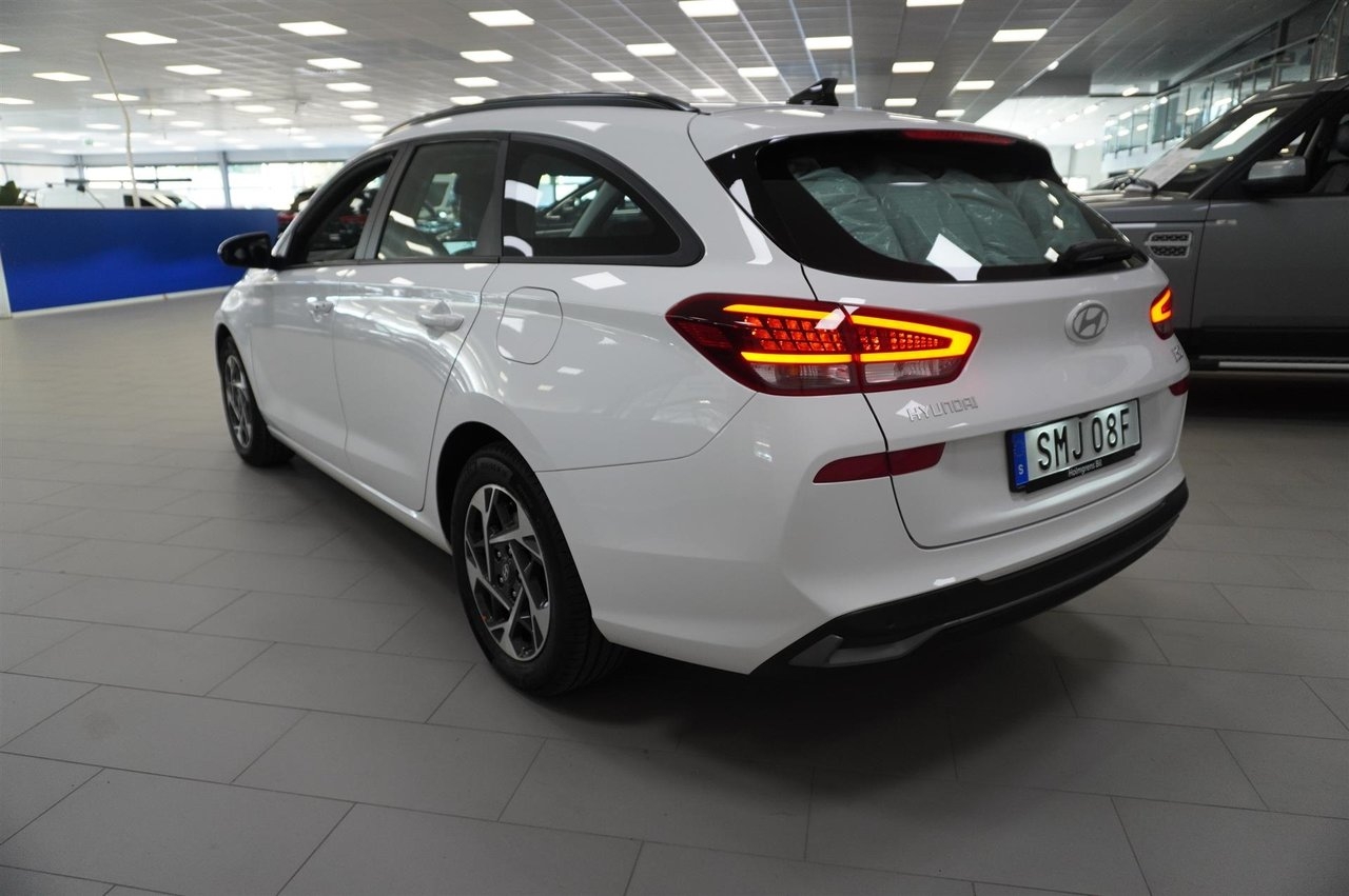 Hyundai i30 2025, bild 3/10