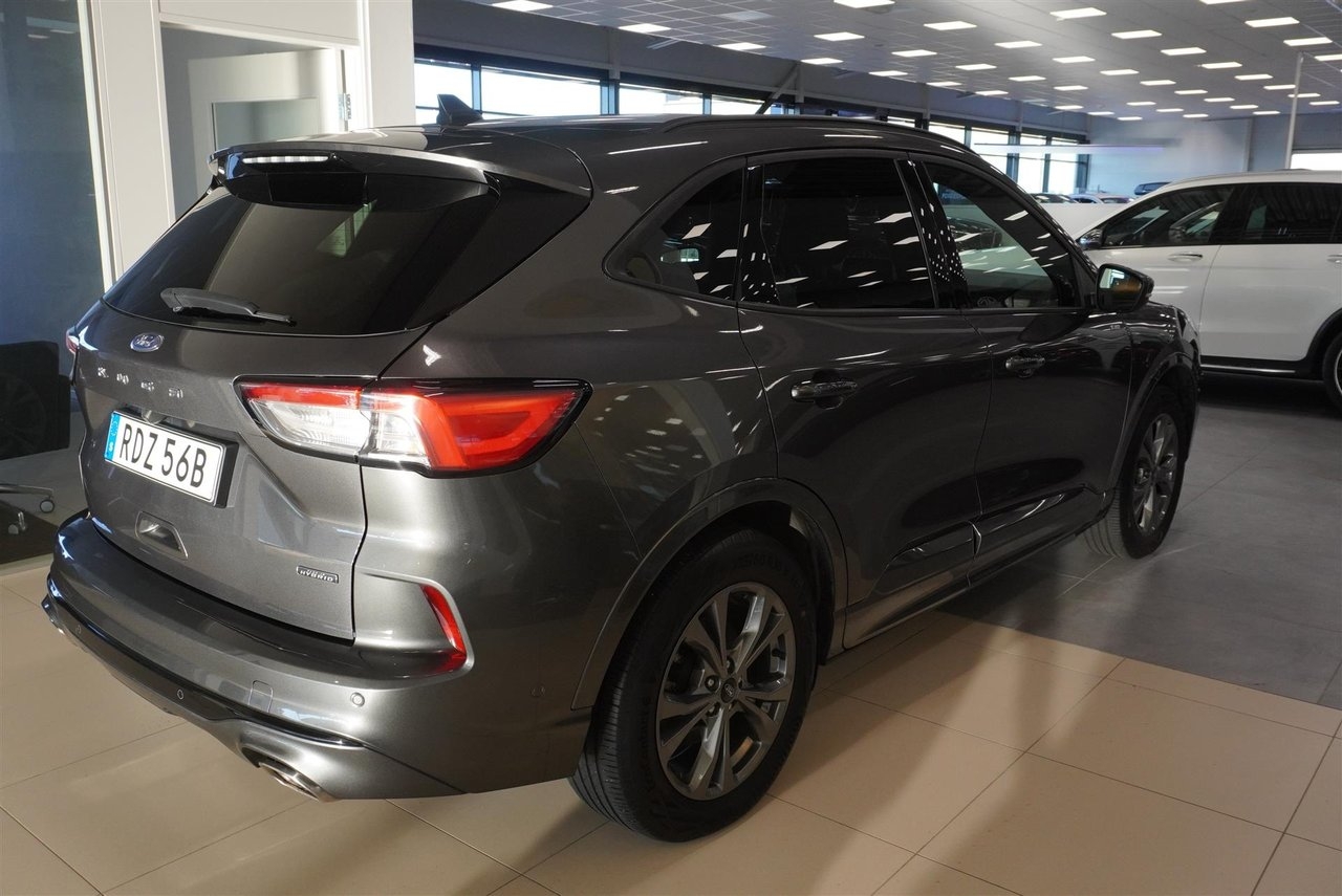 Ford Kuga ST-Line X 2.5 Plug-In Hybrid 2023, bild 5/10