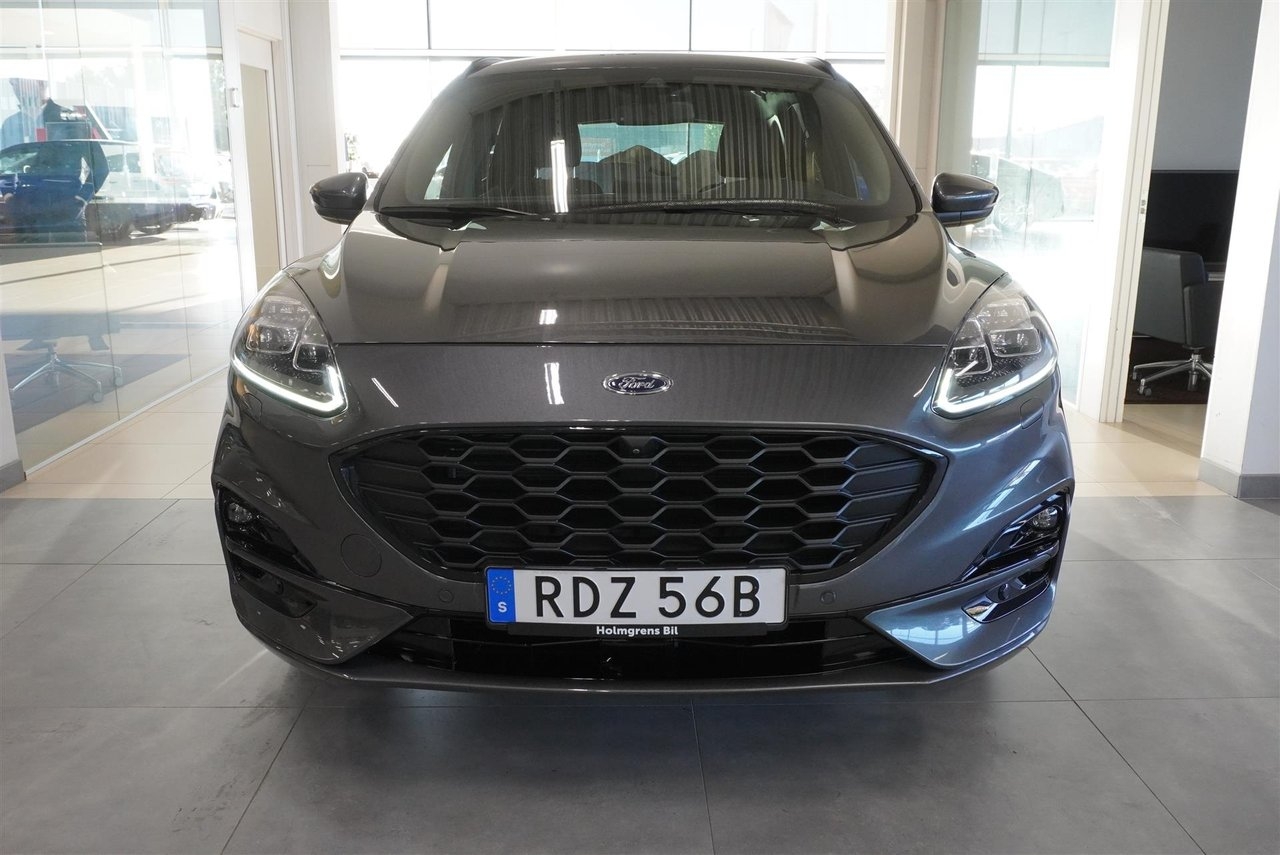 Ford Kuga ST-Line X 2.5 Plug-In Hybrid 2023, bild 3/10